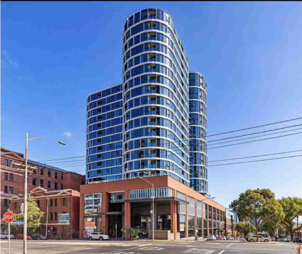 墨尔本 房产 出租 墨尔本CBD Melbourne Village中央厨房餐厅出租 West Melbourne 