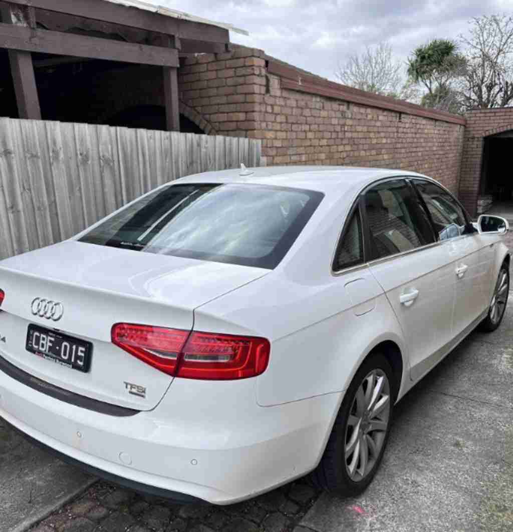 墨尔本 二手车 两箱轿车 Audi  A4 20L 自动 2015年