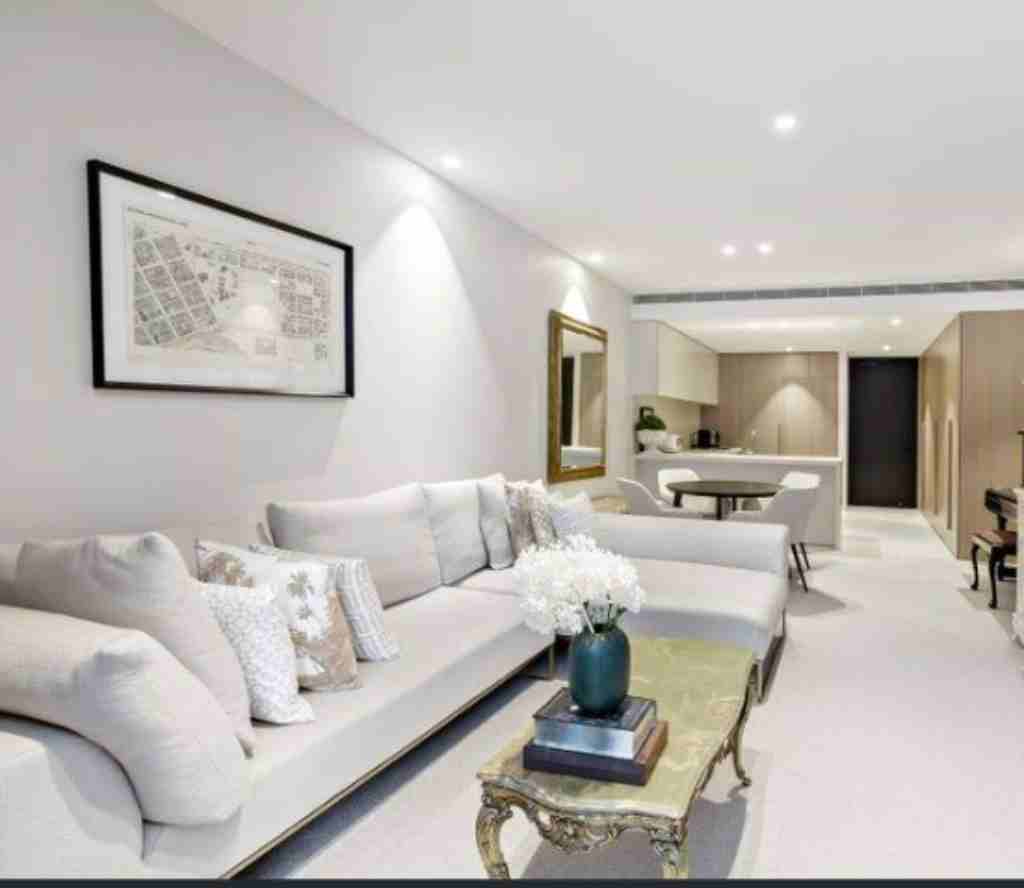 Melbourne City Fully furnished stunning apartment for rent in Melbourne