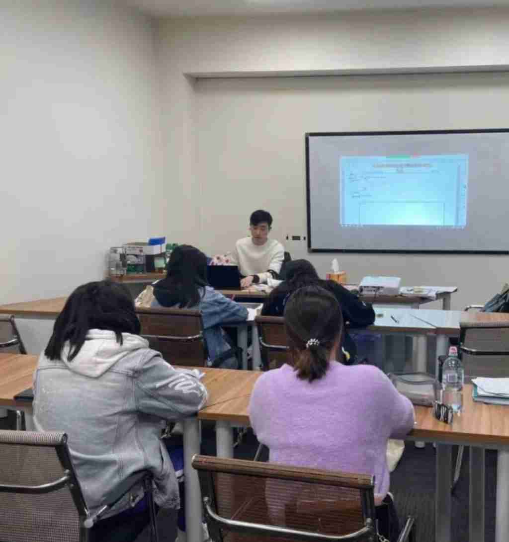 墨尔本 招聘求职 教育/培训 专业补习机构诚招VCE IB 预科tutor 墨尔本