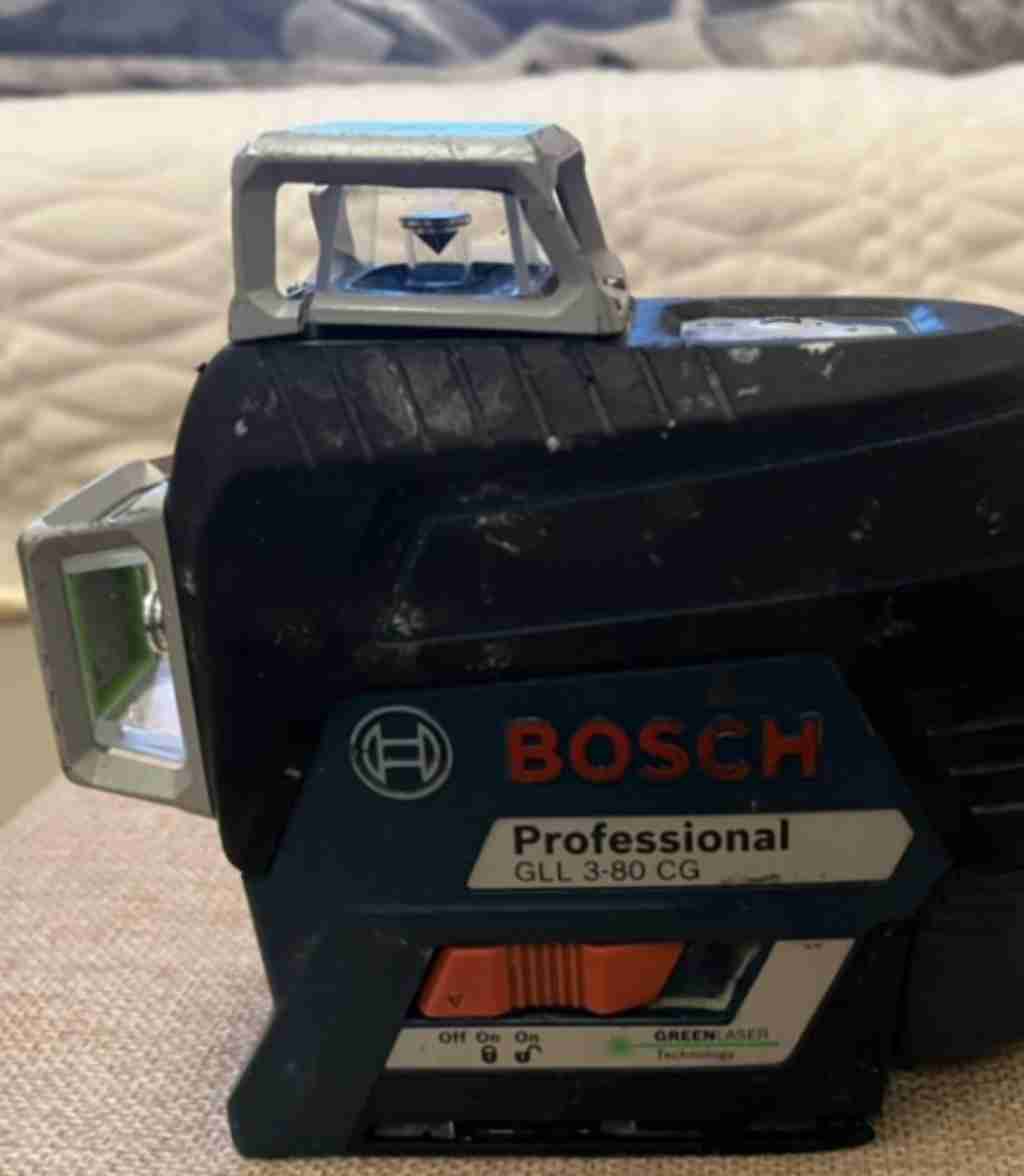 墨尔本 交易 其他物品  激光镭射仪Bosch GLL 380 CG