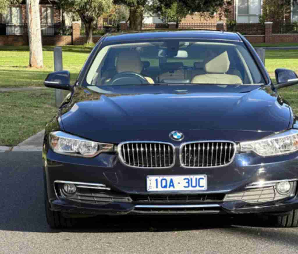 墨尔本 二手车 两箱轿车  13 BMW 318d 9万3kms 高性价比  C1认证车源 