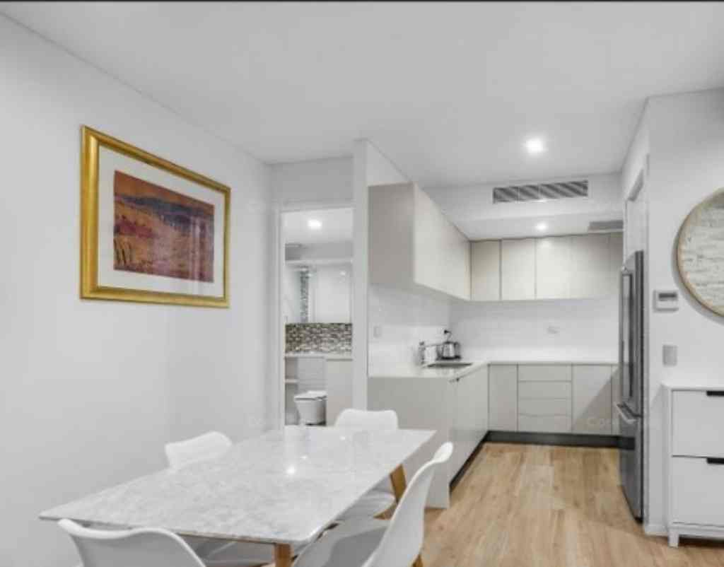 墨尔本 房产 出租 Burwood Fantastic Huge Space Apartment