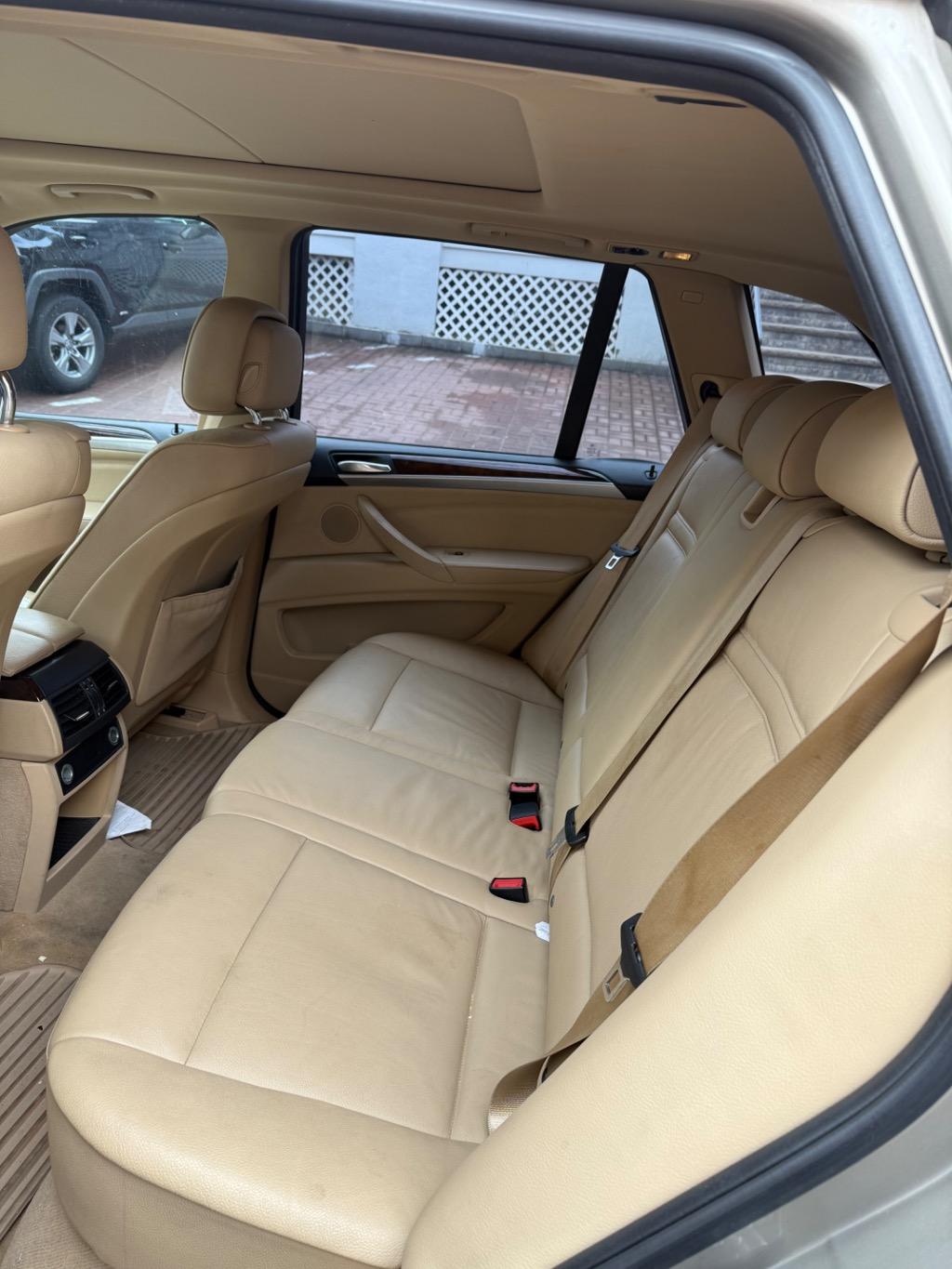 墨尔本 二手车 越野车 7550.00$ 2012年 BMW X5 146405英里